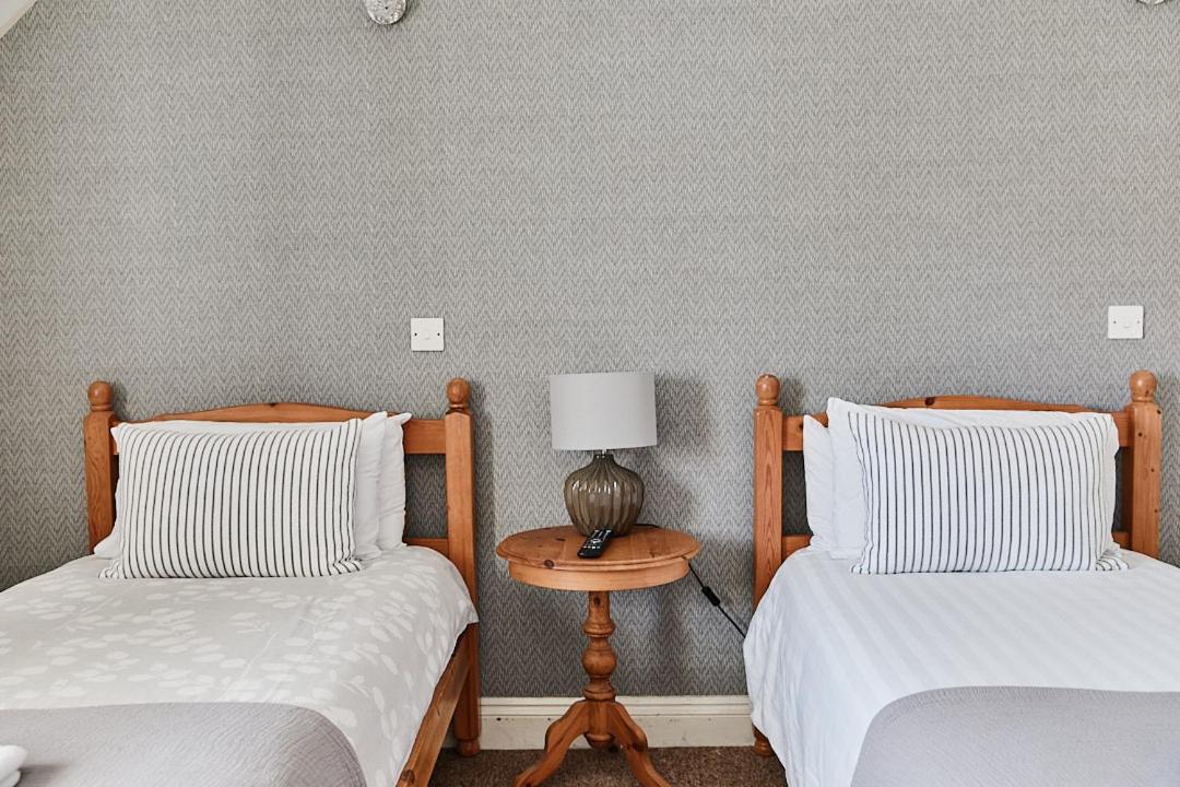 The Bucks Head Bed and Breakfast Carhampton Eksteriør billede